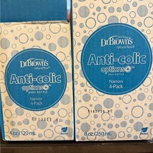 NEW- Dr. Brown's Anti-Colic Baby Bottles - 4- 4oz and 4- 8oz